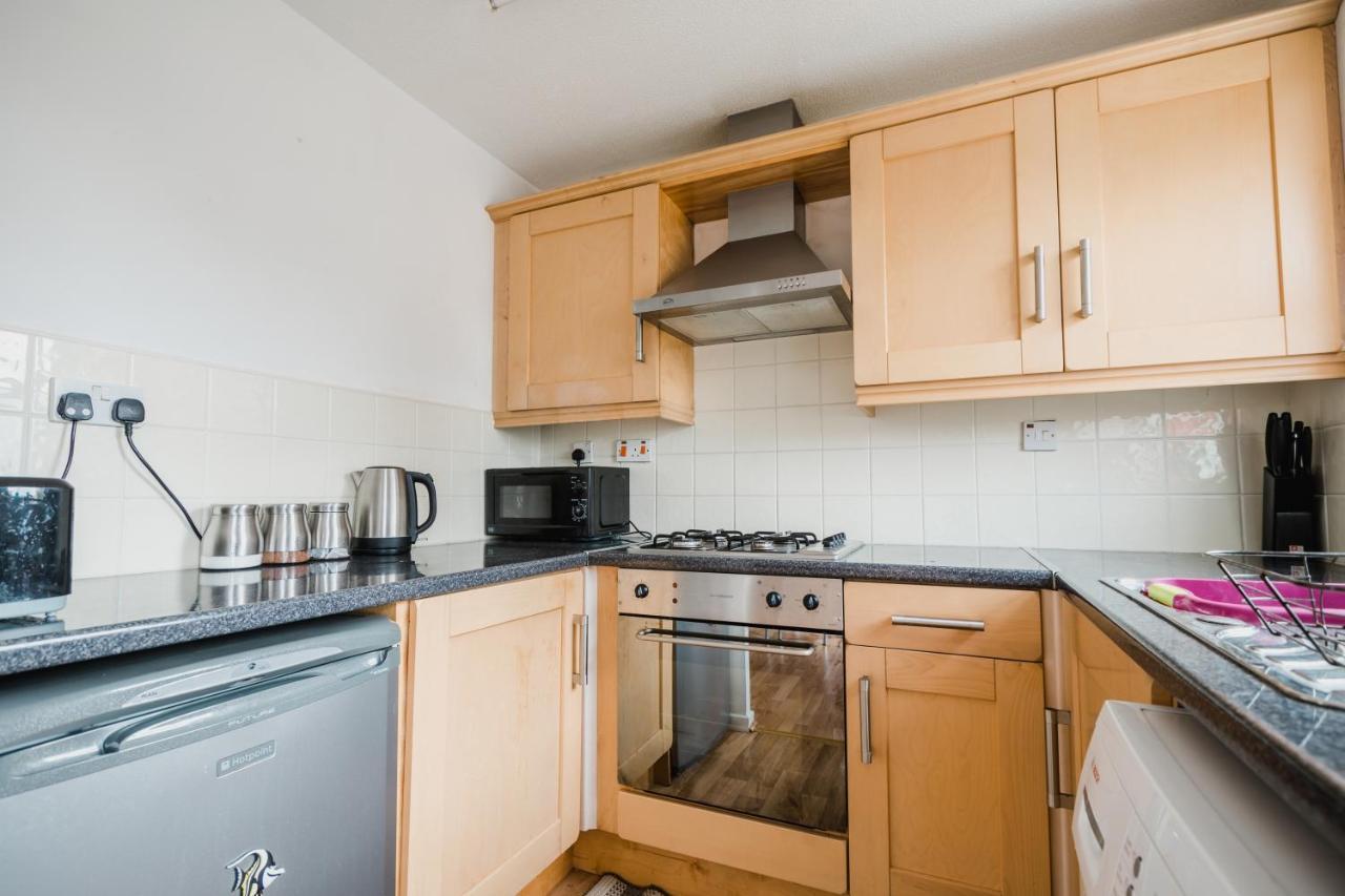 Hullidays Victora Dock- Refurbished 2024 Daire Kingston upon Hull Dış mekan fotoğraf