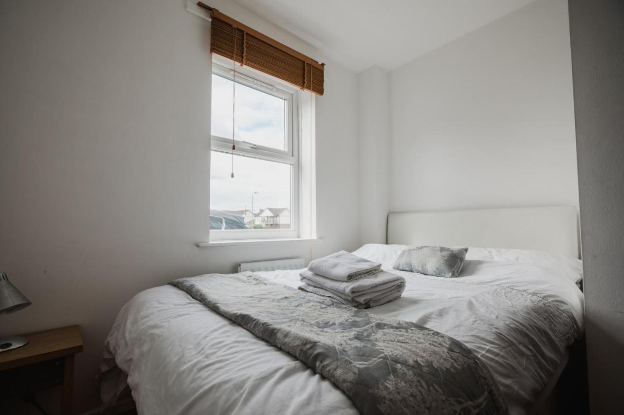 Hullidays Victora Dock- Refurbished 2024 Daire Kingston upon Hull Dış mekan fotoğraf