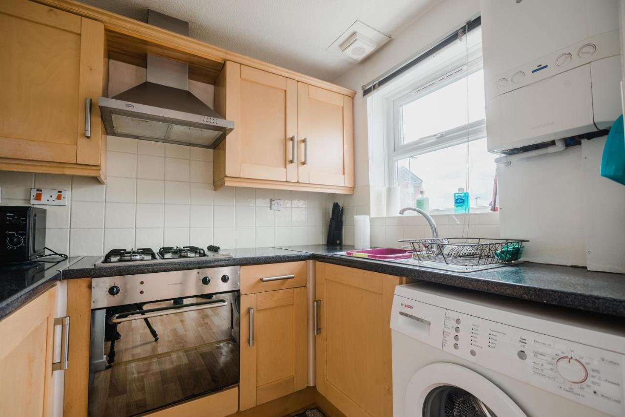 Hullidays Victora Dock- Refurbished 2024 Daire Kingston upon Hull Dış mekan fotoğraf