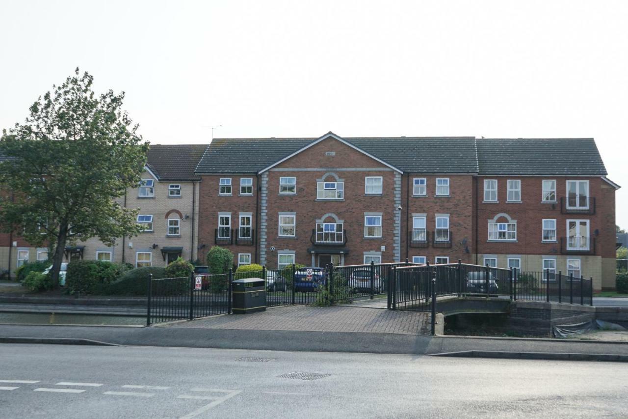 Hullidays Victora Dock- Refurbished 2024 Daire Kingston upon Hull Dış mekan fotoğraf